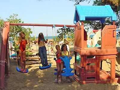 Villaggio Punta Lunga 3*